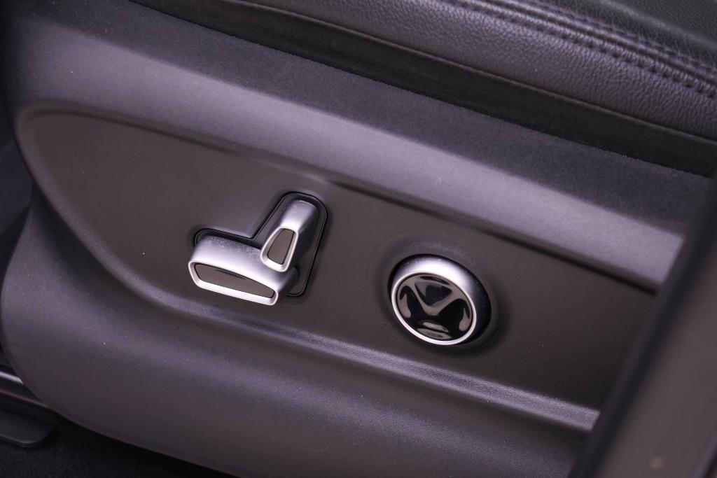 used 2023 Maserati Grecale car, priced at $36,900