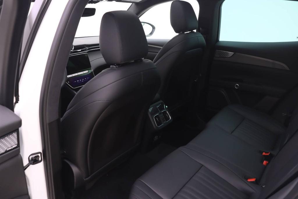 new 2024 Maserati Grecale car, priced at $56,095