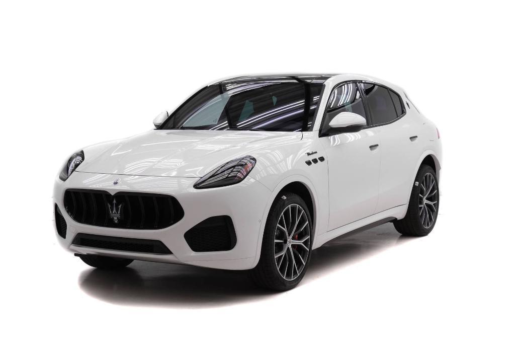 new 2026 Maserati Grecale car, priced at $93,505