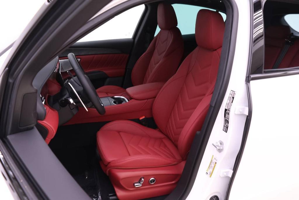 new 2026 Maserati Grecale car, priced at $93,505