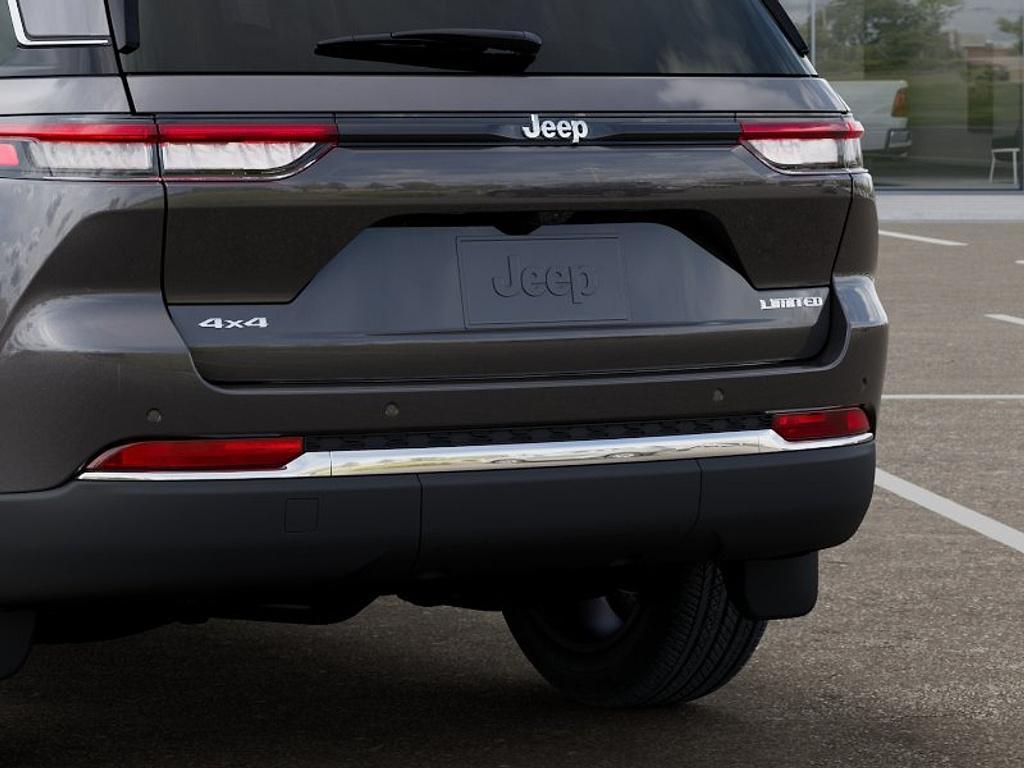 new 2026 Jeep Grand Cherokee car, priced at $47,825