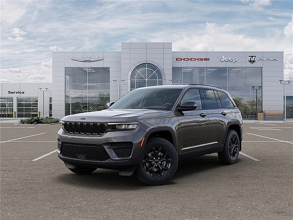 new 2025 Jeep Grand Cherokee car, priced at $42,905