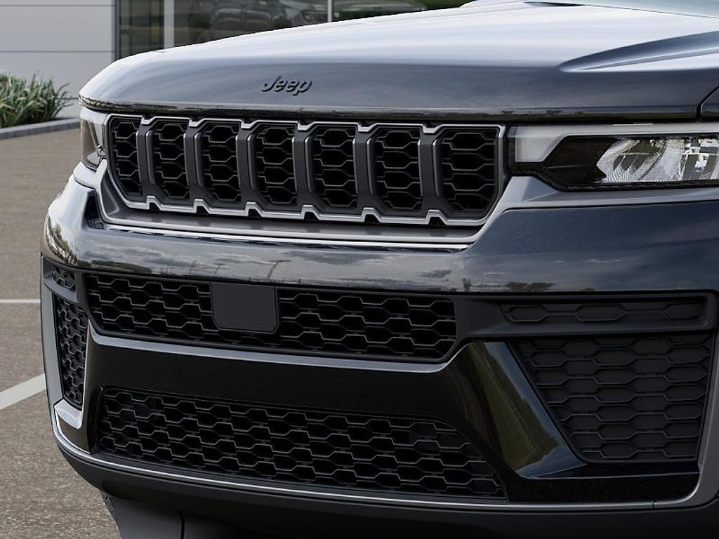 new 2026 Jeep Grand Cherokee L car, priced at $48,198