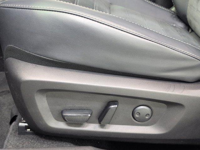 used 2025 Mitsubishi Outlander car, priced at $26,420