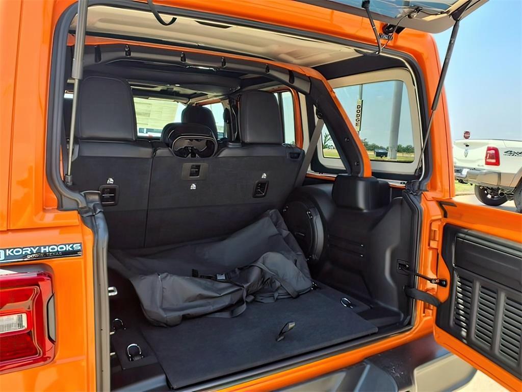 new 2025 Jeep Wrangler car, priced at $52,767
