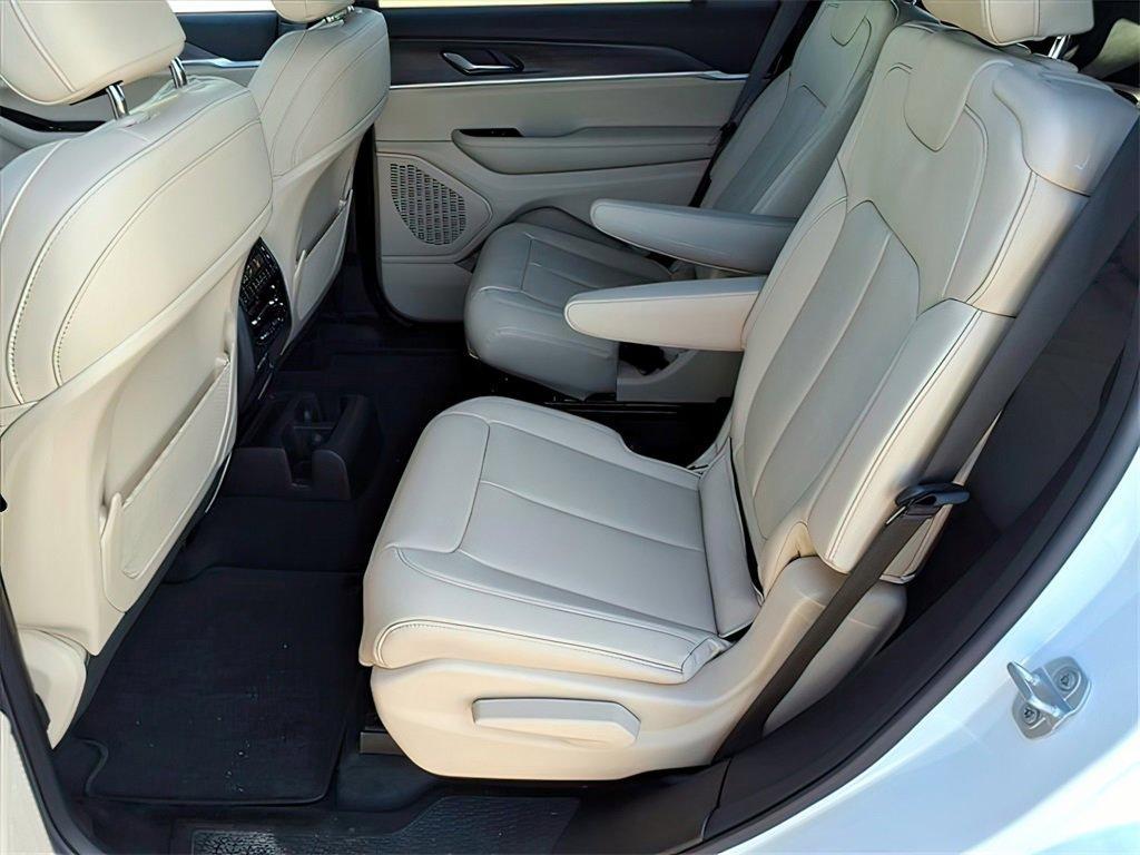 new 2025 Jeep Grand Cherokee L car, priced at $43,873