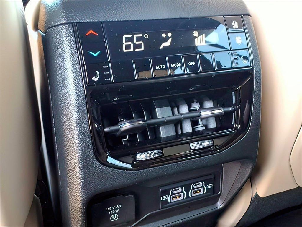 new 2025 Jeep Grand Cherokee L car, priced at $43,873