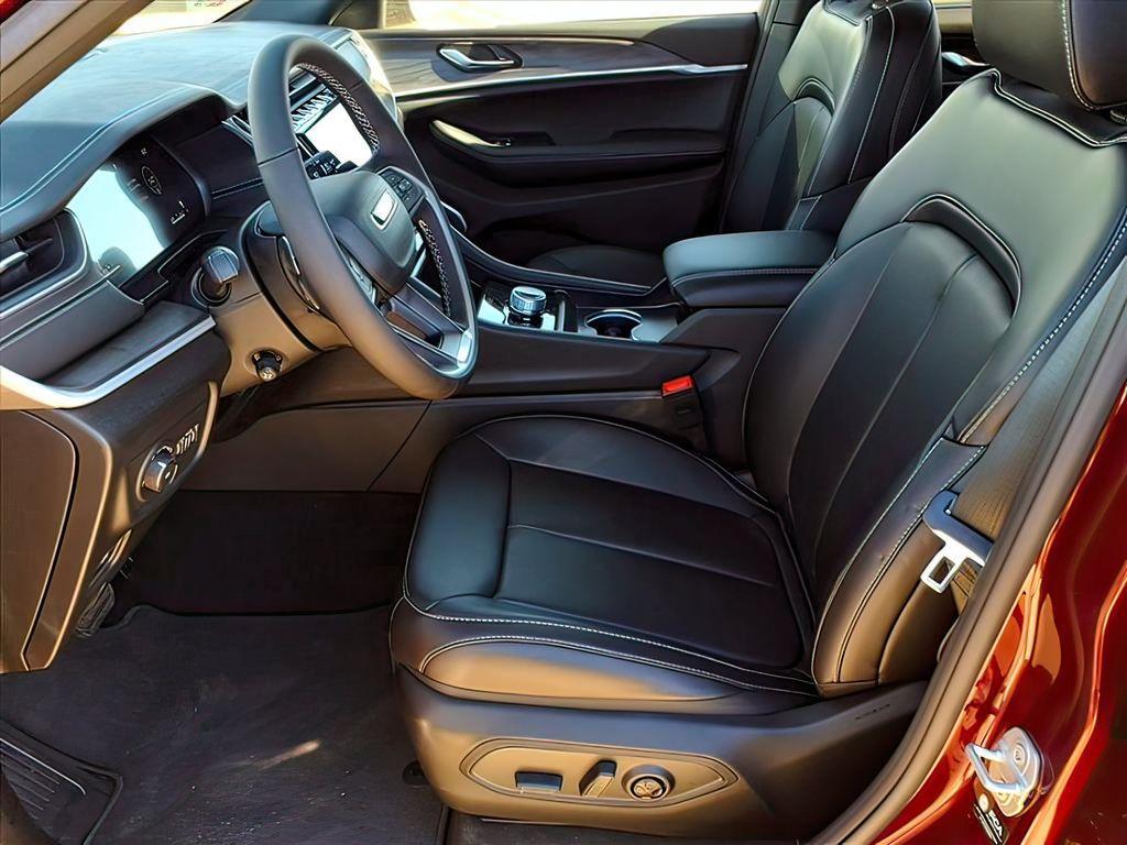 new 2025 Jeep Grand Cherokee L car, priced at $47,497