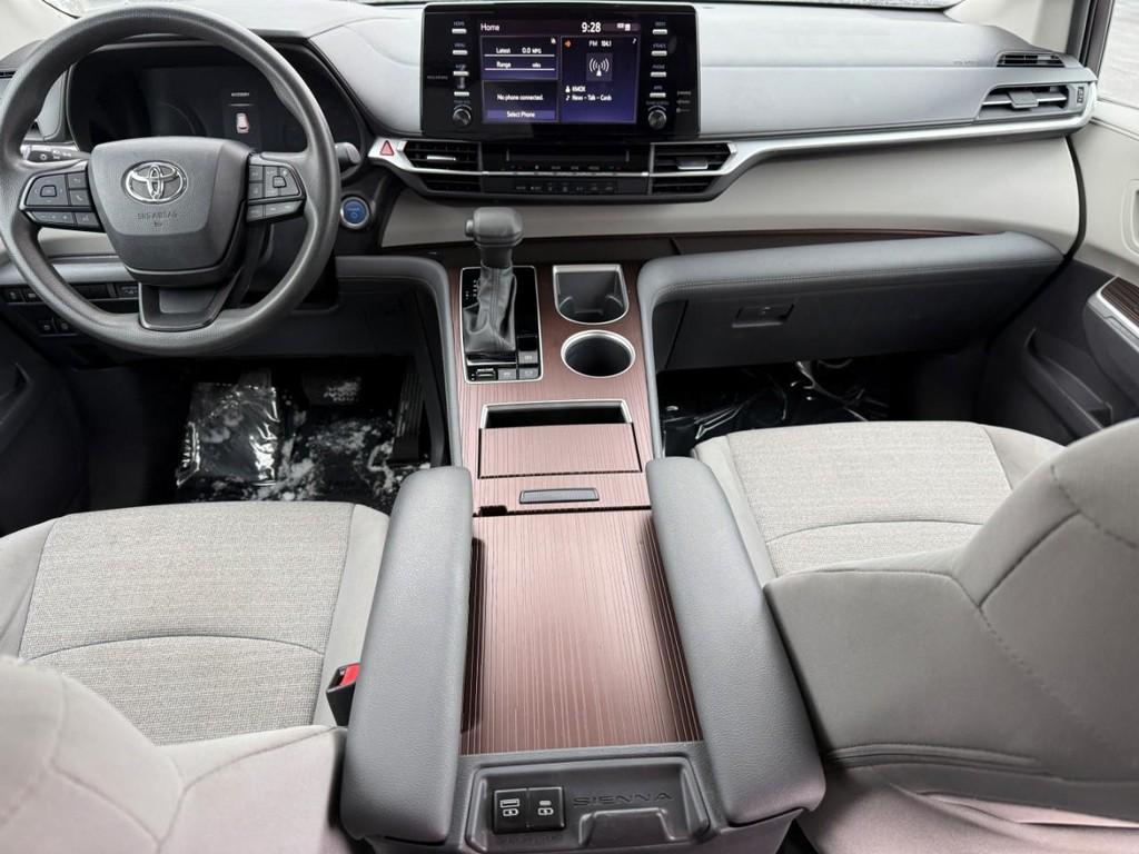 used 2024 Toyota Sienna car, priced at $36,898