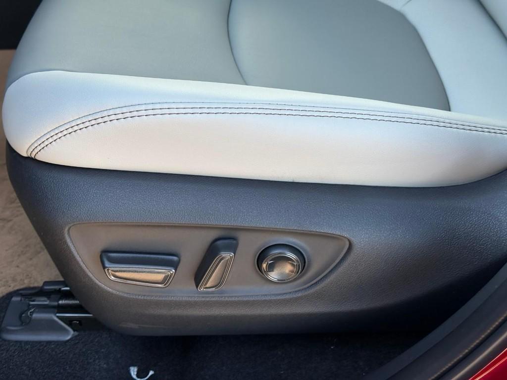 new 2025 Toyota RAV4 car