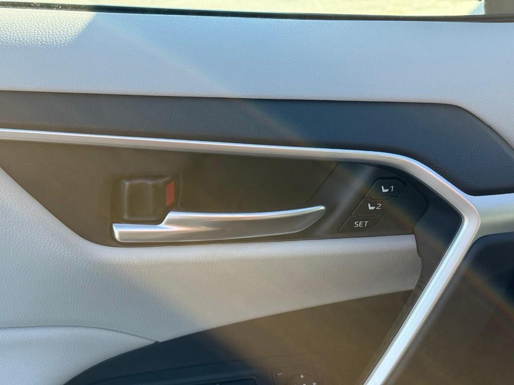 new 2025 Toyota RAV4 car