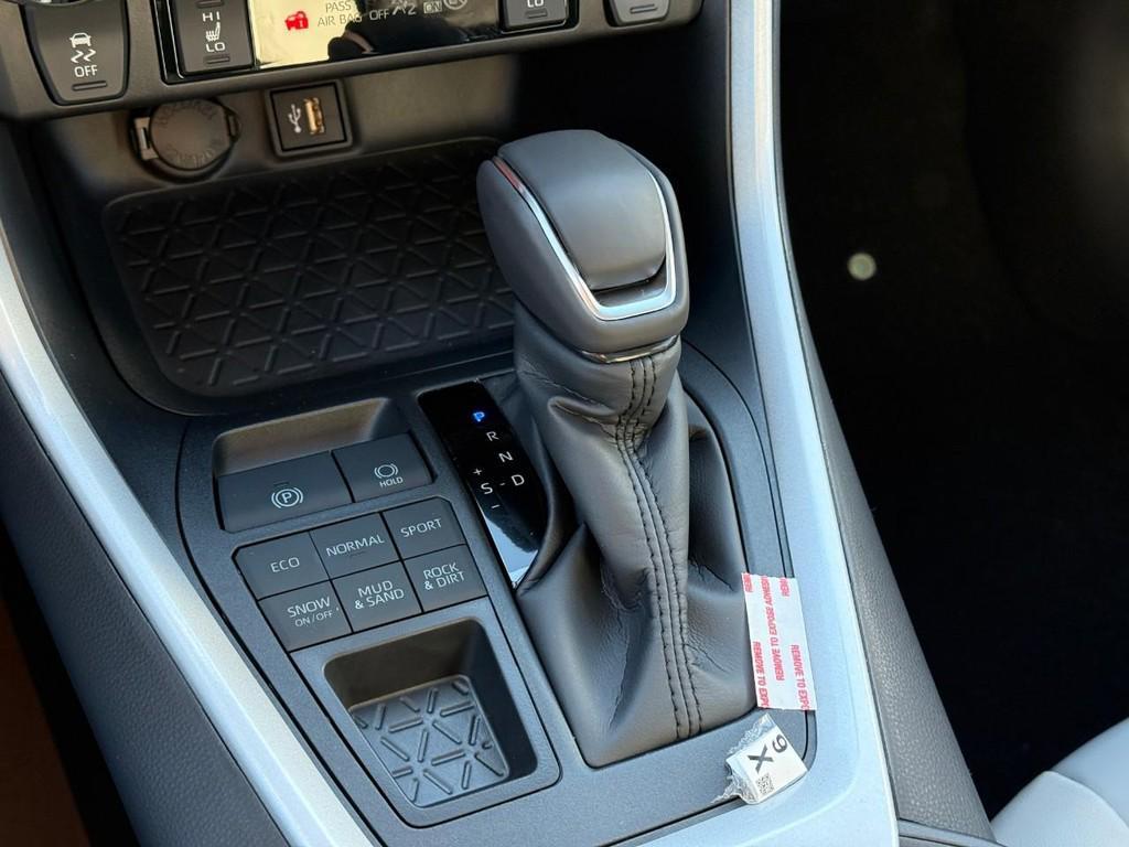 new 2025 Toyota RAV4 car