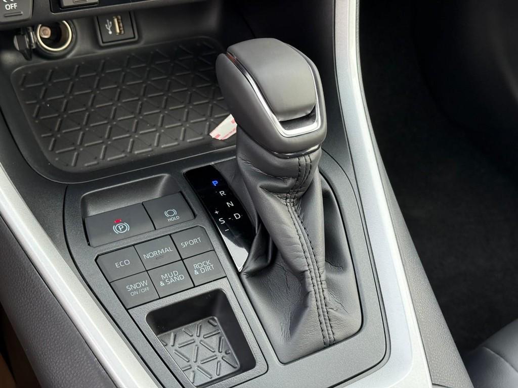 new 2025 Toyota RAV4 car