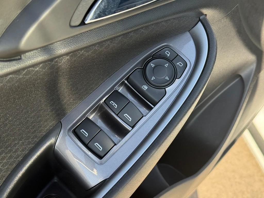 used 2023 Chevrolet Malibu car, priced at $15,998