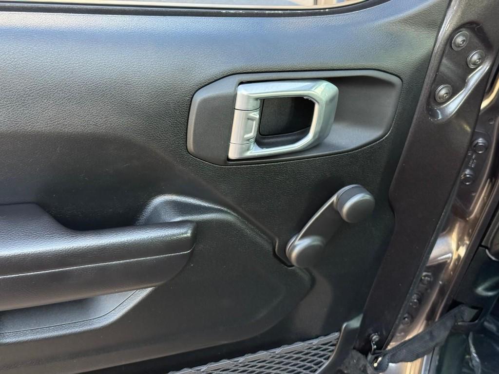 used 2021 Jeep Wrangler Unlimited car, priced at $22,998