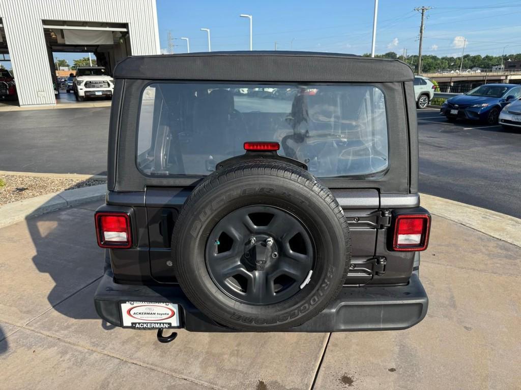 used 2021 Jeep Wrangler Unlimited car, priced at $22,998