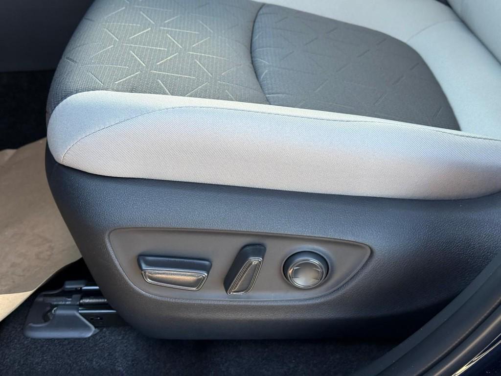 new 2025 Toyota RAV4 car