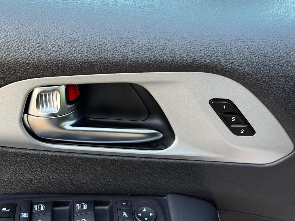 used 2025 Chrysler Pacifica car, priced at $37,489