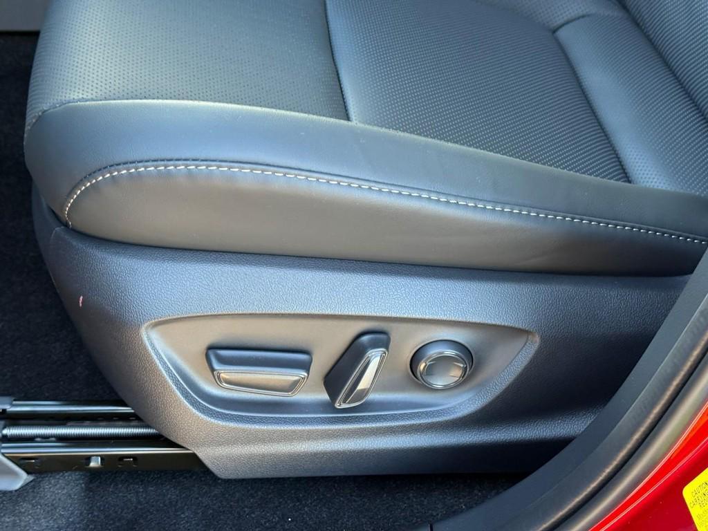 new 2025 Toyota Crown Signia car