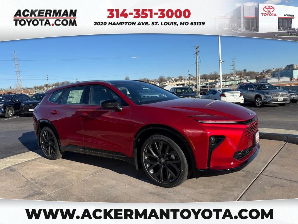 new 2025 Toyota Crown Signia car