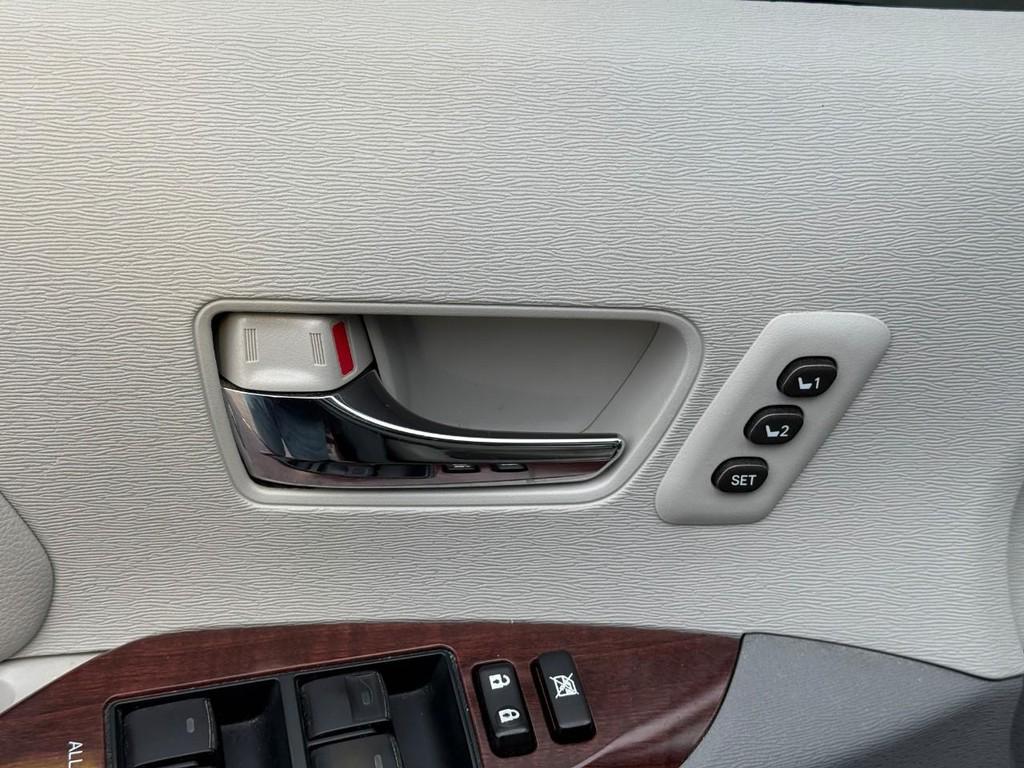 used 2014 Toyota Sienna car, priced at $13,489