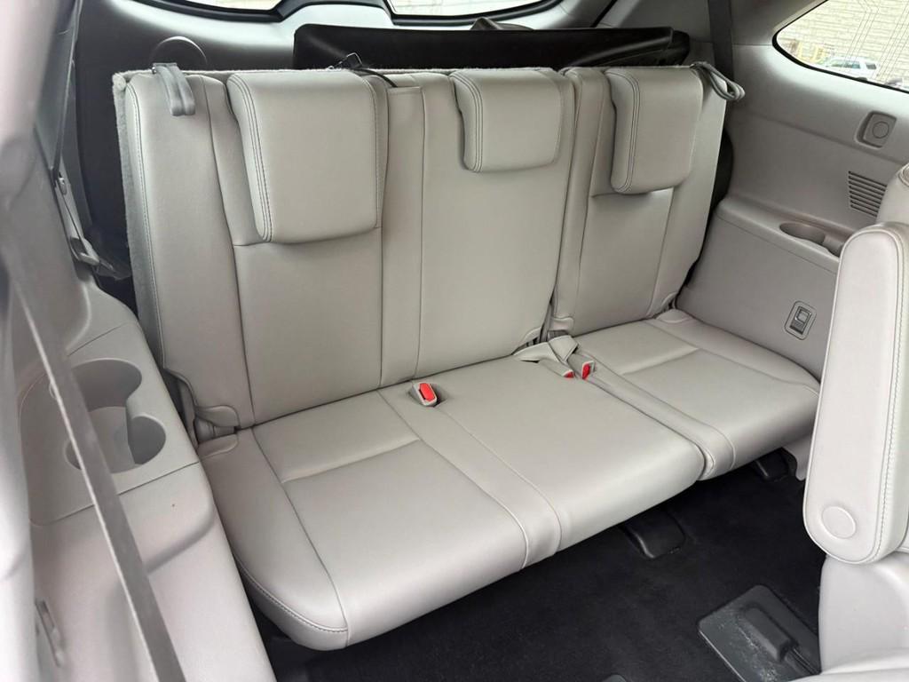 used 2015 Toyota Highlander car, priced at $12,489