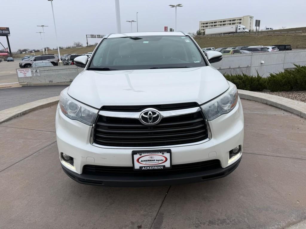 used 2015 Toyota Highlander car, priced at $12,489