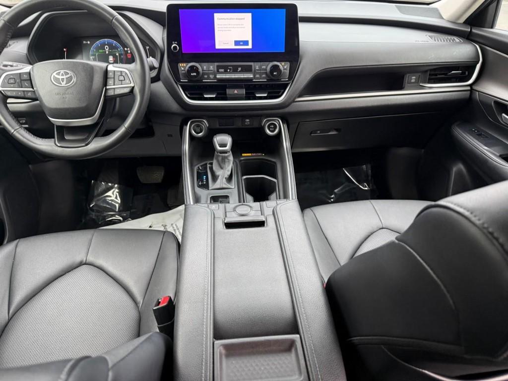 used 2024 Toyota Grand Highlander car, priced at $44,998