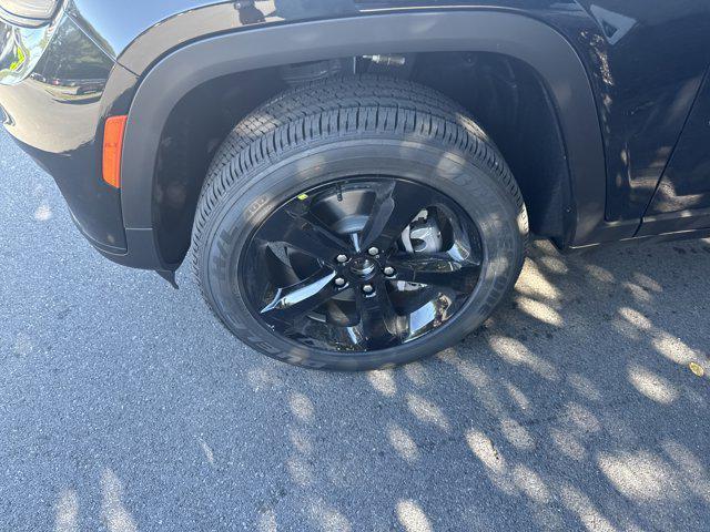 new 2025 Jeep Grand Cherokee L car, priced at $44,875