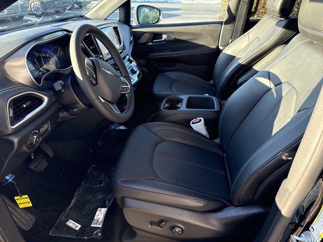 new 2026 Chrysler Pacifica car, priced at $41,135