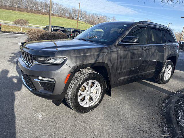 used 2022 Jeep Grand Cherokee car, priced at $25,000