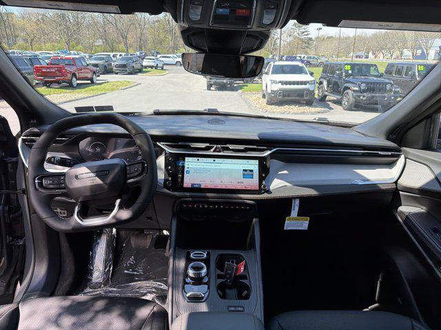 new 2026 Jeep Cherokee car, priced at $39,985