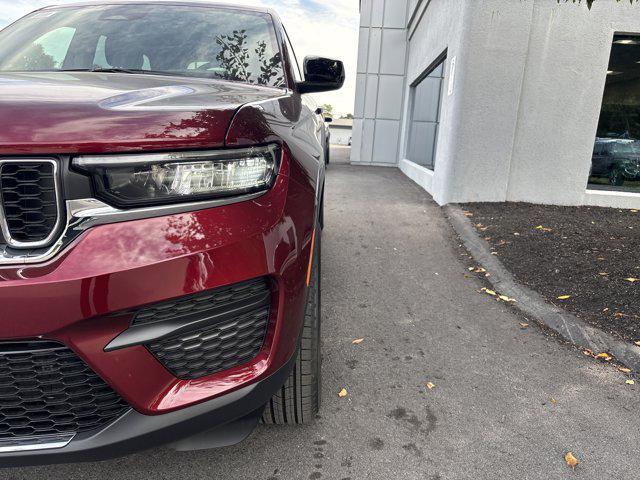 new 2025 Jeep Grand Cherokee car, priced at $39,670