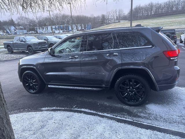used 2018 Jeep Grand Cherokee car, priced at $16,000