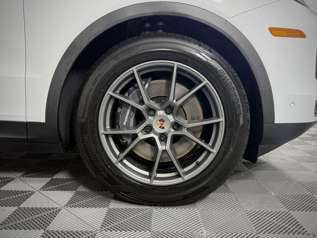 new 2026 Porsche Cayenne car, priced at $129,980