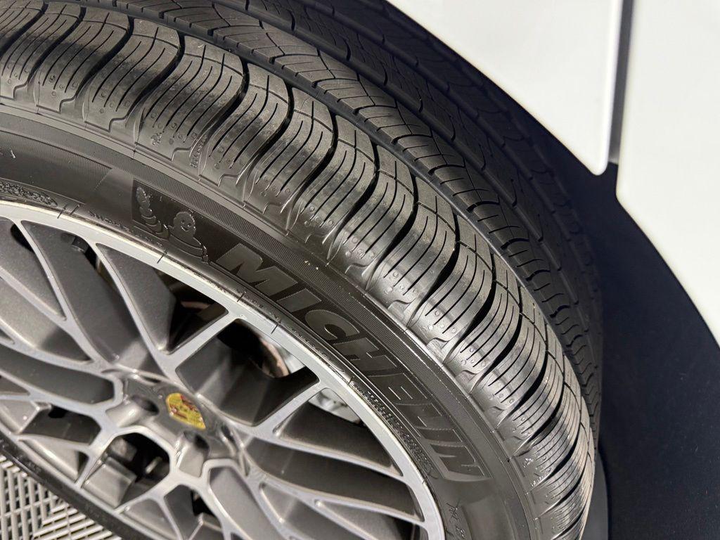used 2018 Porsche Macan car, priced at $31,995