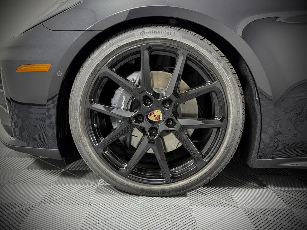 new 2025 Porsche Panamera car, priced at $143,665