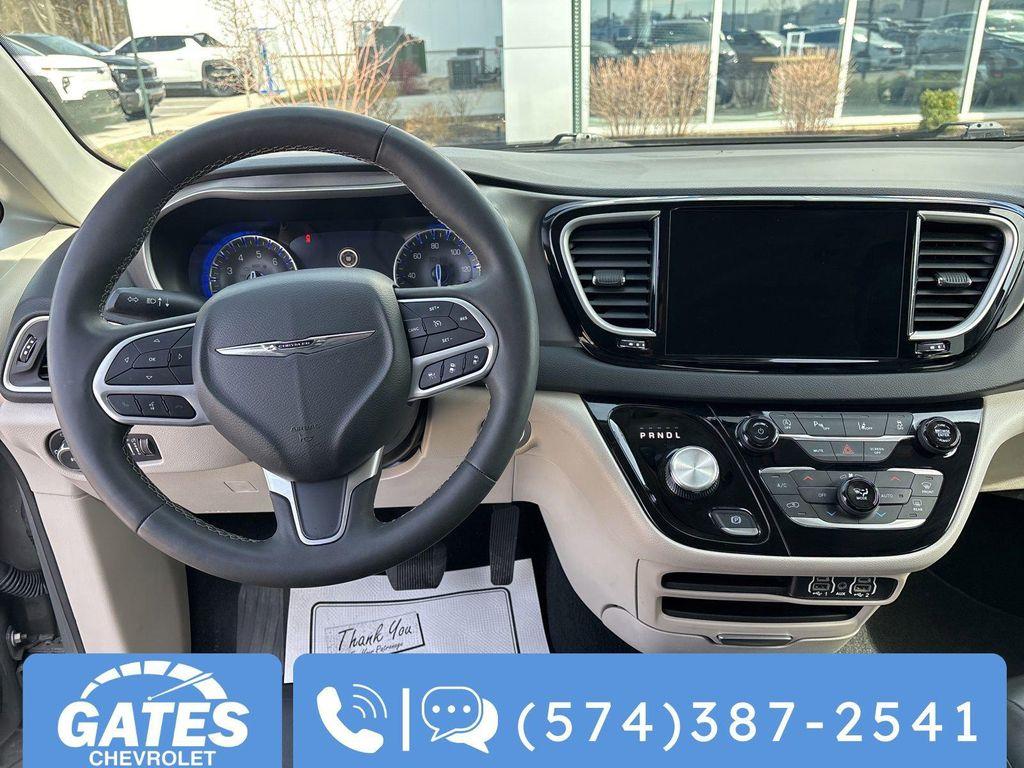 used 2023 Chrysler Pacifica car, priced at $27,280