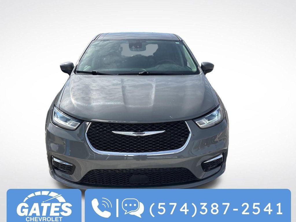 used 2023 Chrysler Pacifica car, priced at $27,280