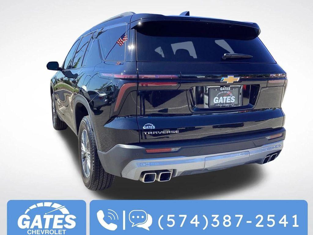 used 2025 Chevrolet Traverse car, priced at $35,549