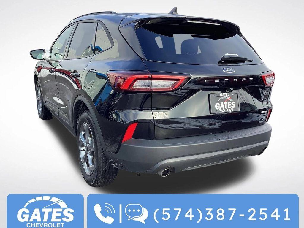 used 2025 Ford Escape car, priced at $29,031