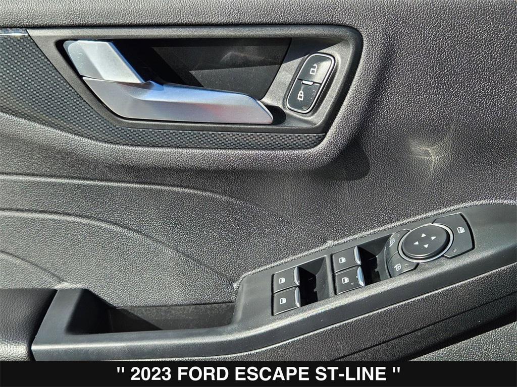 used 2023 Ford Escape car, priced at $17,556