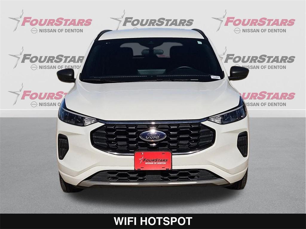 used 2023 Ford Escape car, priced at $17,556