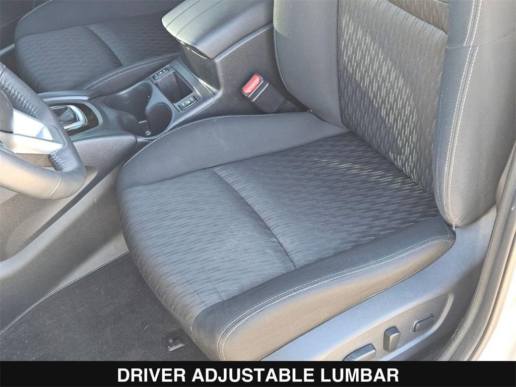 used 2020 Nissan Rogue car, priced at $15,916