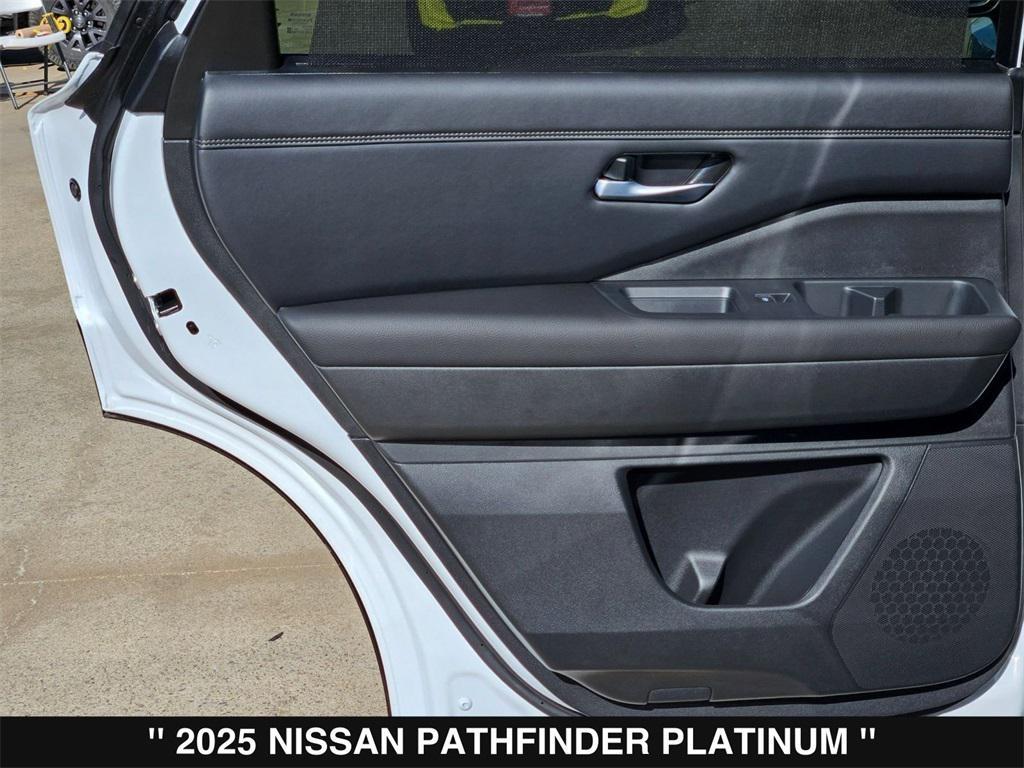 new 2025 Nissan Pathfinder car, priced at $45,034