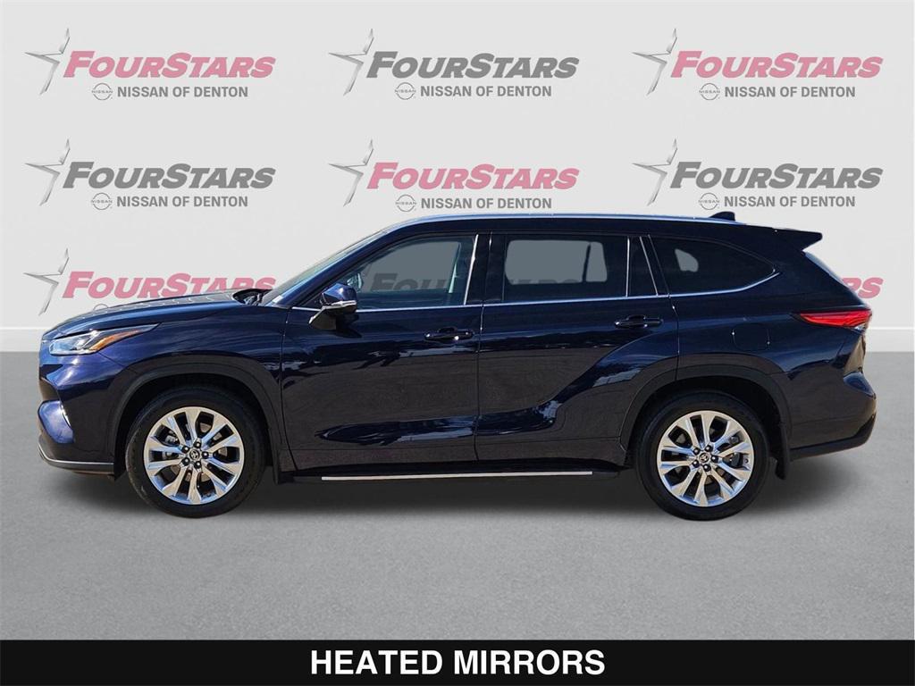 used 2022 Toyota Highlander car, priced at $31,495