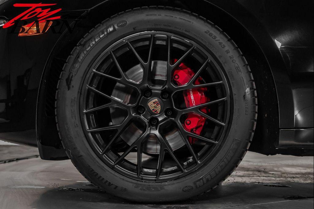 used 2018 Porsche Macan car, priced at $33,790