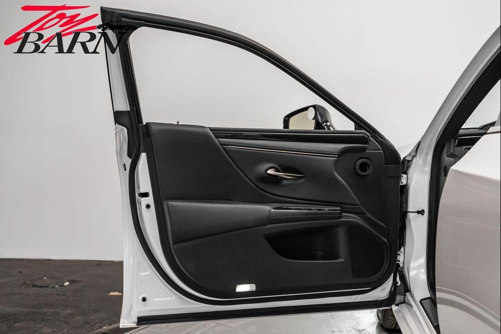 used 2021 Lexus ES 250 car, priced at $28,690