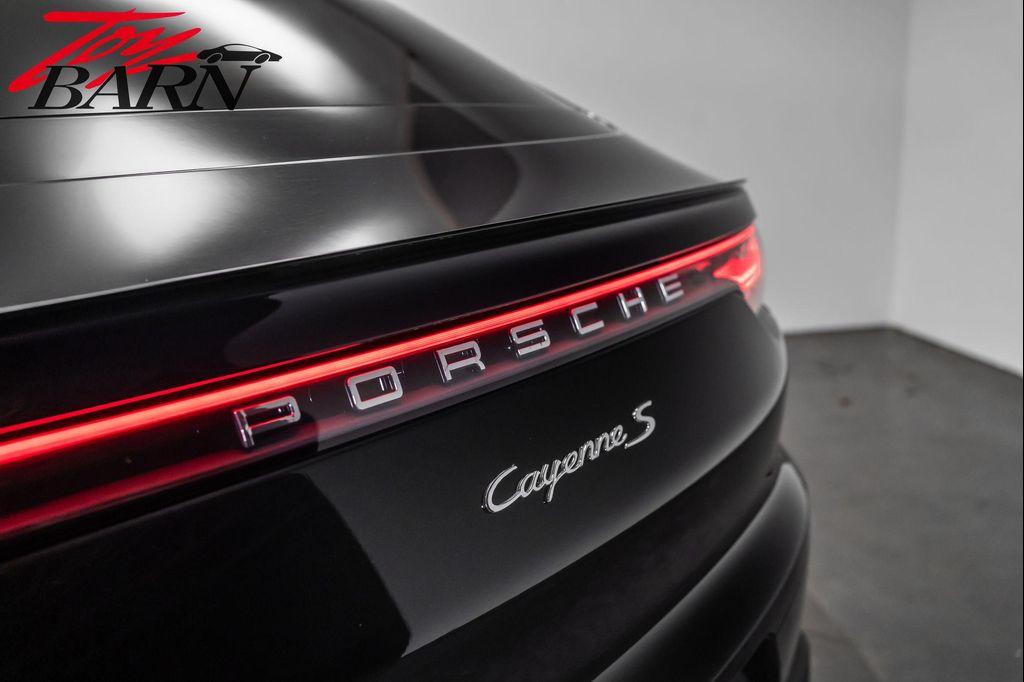 used 2022 Porsche Cayenne car, priced at $70,400