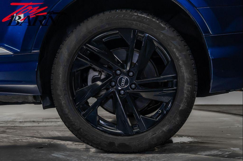 used 2023 Audi Q7 car, priced at $39,990